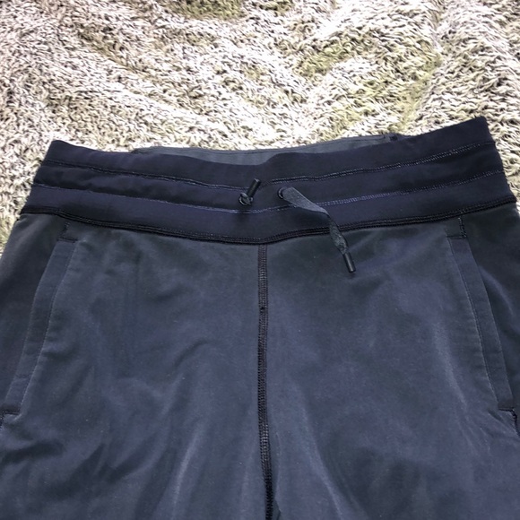 Lululemon pants/ leggings - Picture 5 of 8